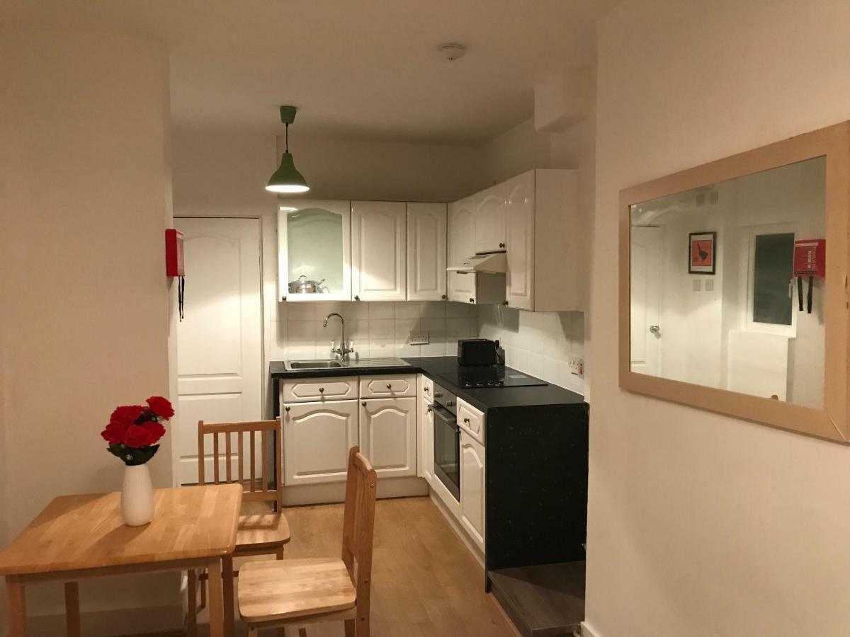 North London Studio Apartment Екстер'єр фото